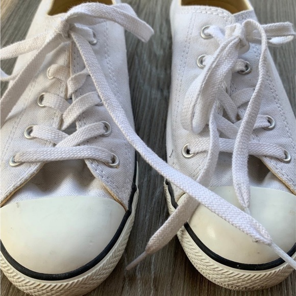 Converse - Picture 2 of 8